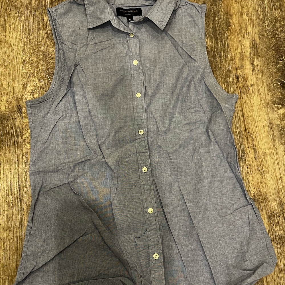 Banana Republic Women's Blue Sleeveless Top